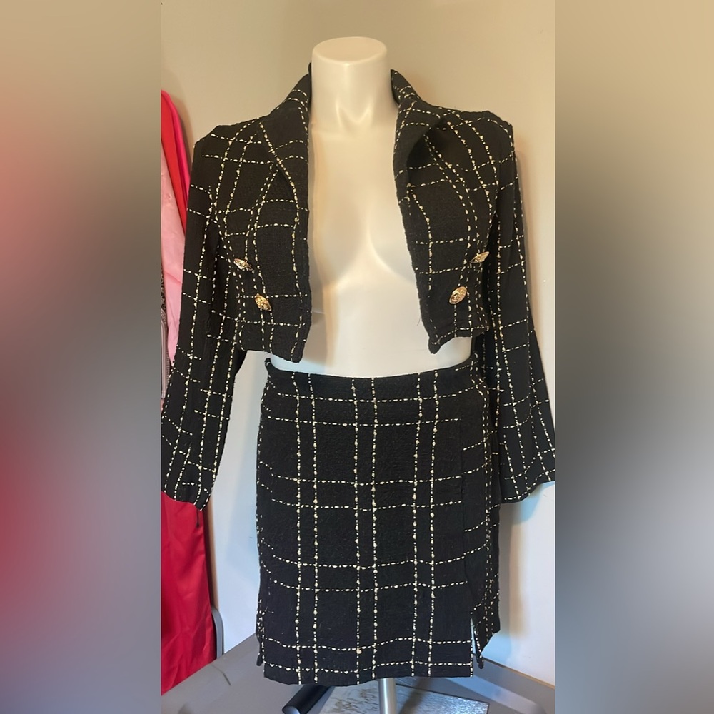 Chic Black and White Plaid Skirt Suit